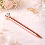 Νυφικό στιλό με διαμάντι