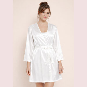 νυφική ρόμπα σατέν πολυτελείας με μεταξωτή υφή για προετοιμασία νύφης