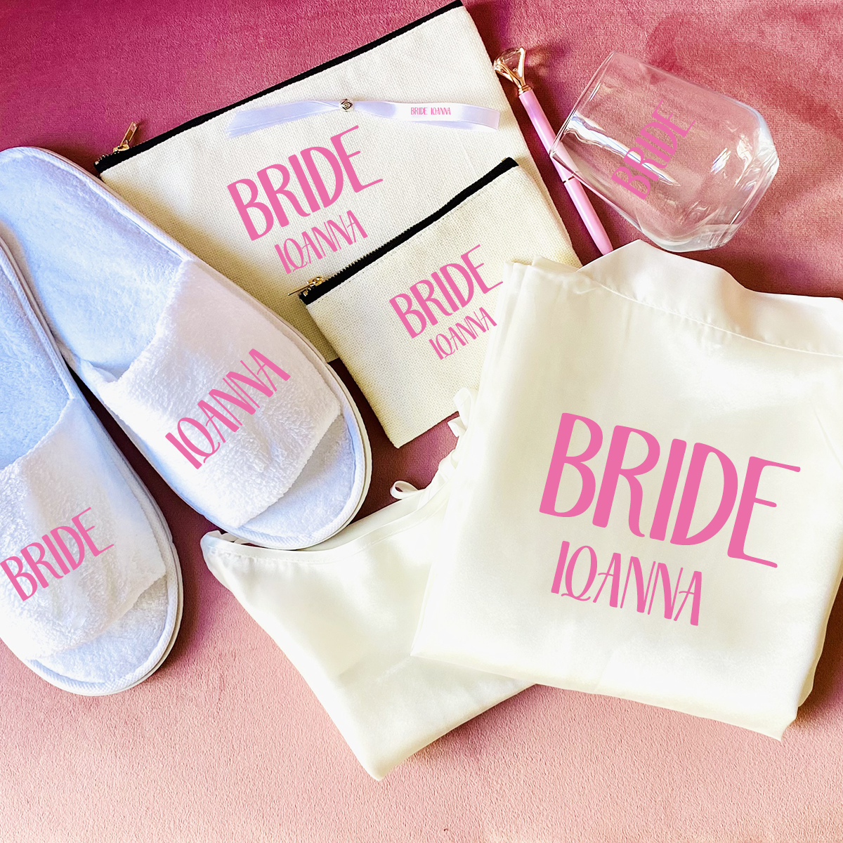 BD Νυφικό σετ προετοιμασίας γάμου, με ρόμπα και νυχτικό – Bold Pink Bride